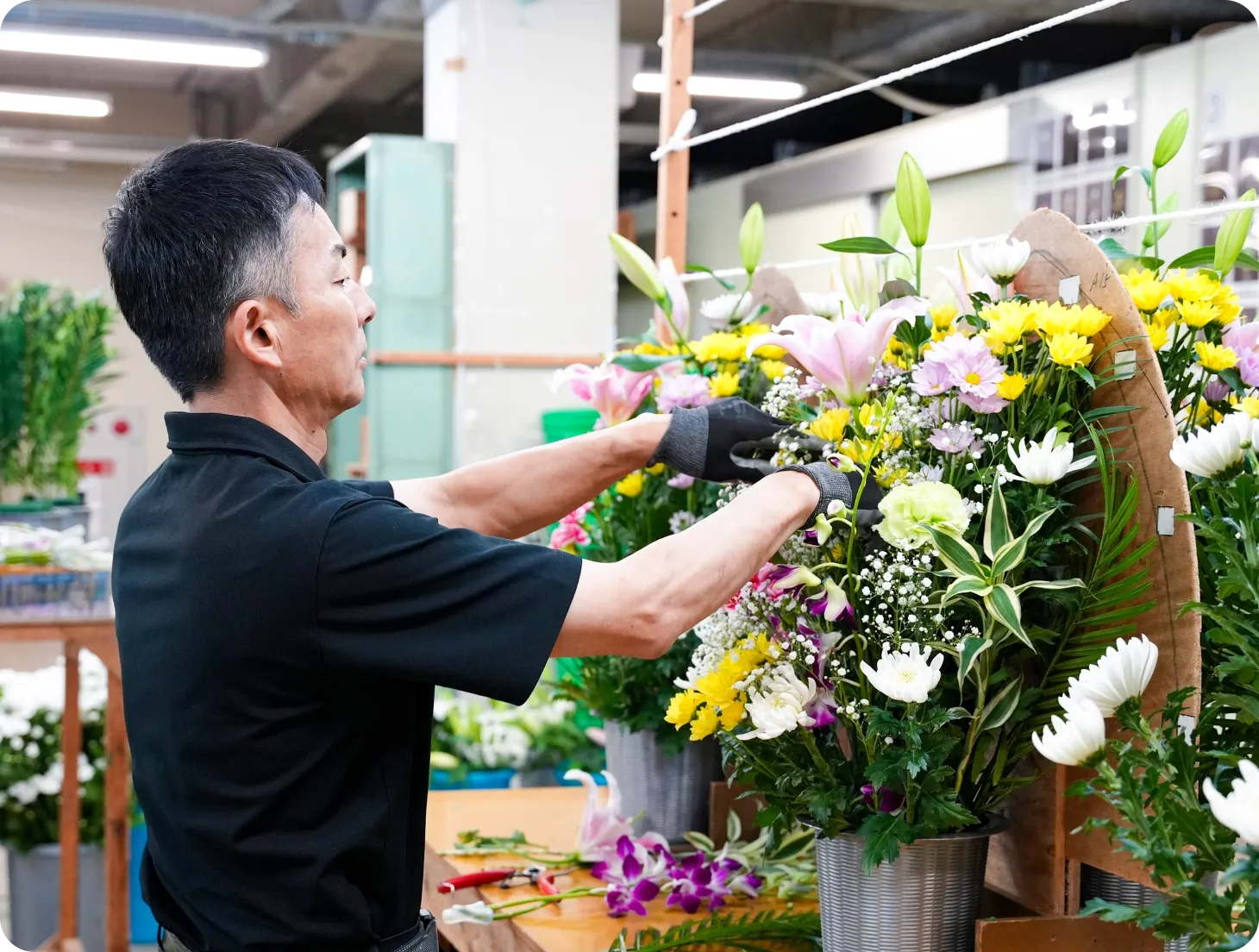 装飾作業中のイメージ画像